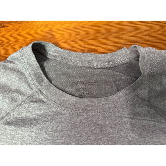 Fabletics Men's Small - The Training Day Tee Shirt - Mid Grey Heather Gray - Gym - Picture 4 of 5
